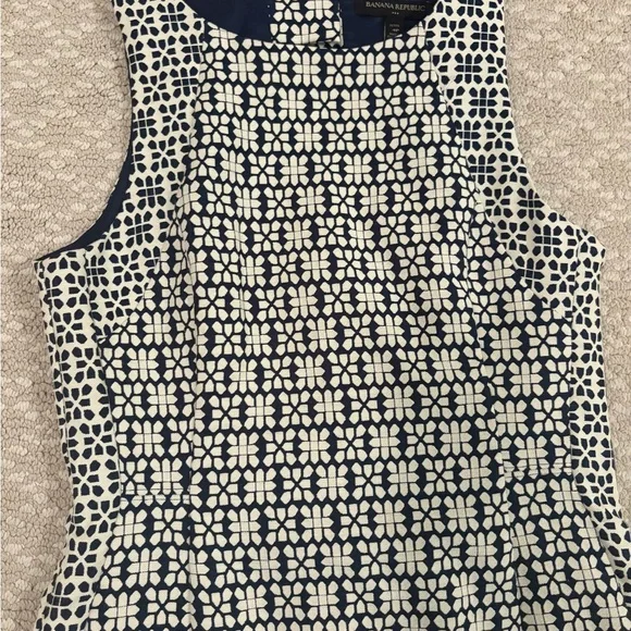 Banana Republic Navy and White Patterned Mini Dress - Picture 2 of 16